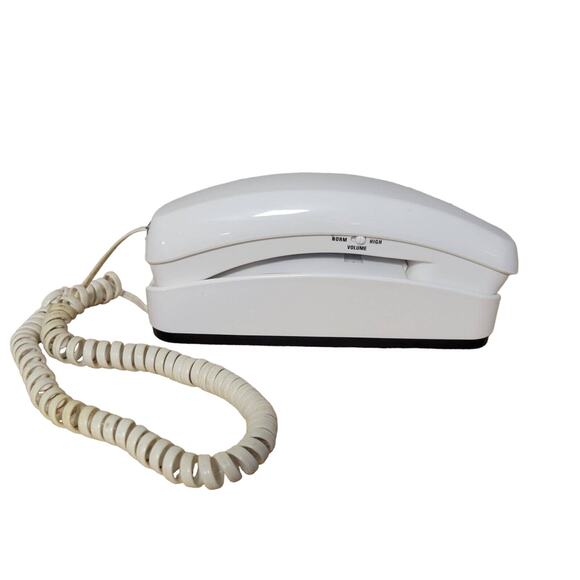 RADIO SHACK Trim PHONE, White, Corded Desk Wall Mount - Picture 1 of 9